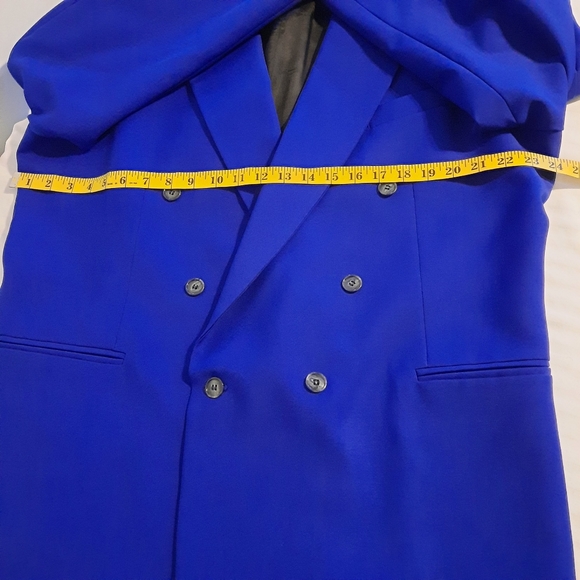 Mens 2-piece Double-breasted Suit - Picture 13 of 16